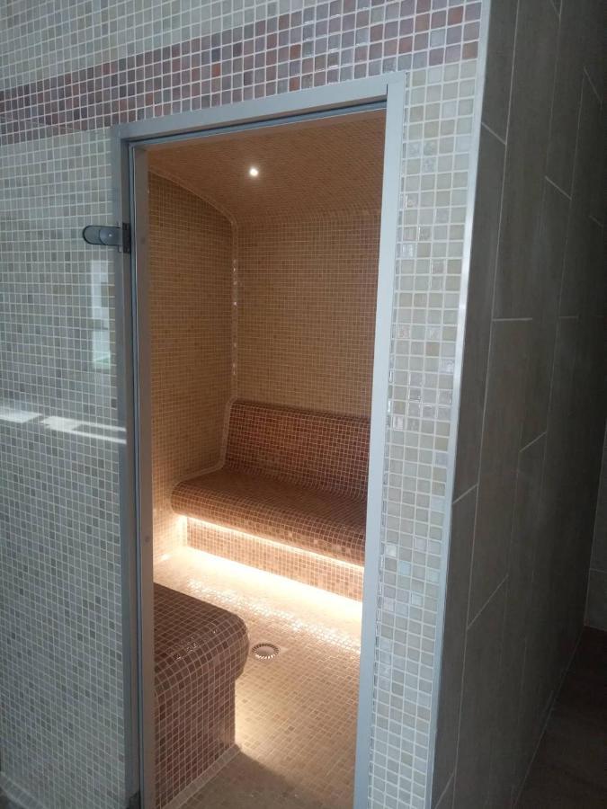 Oázis Wellness Apartman Hajdúszoboszló Exterior foto