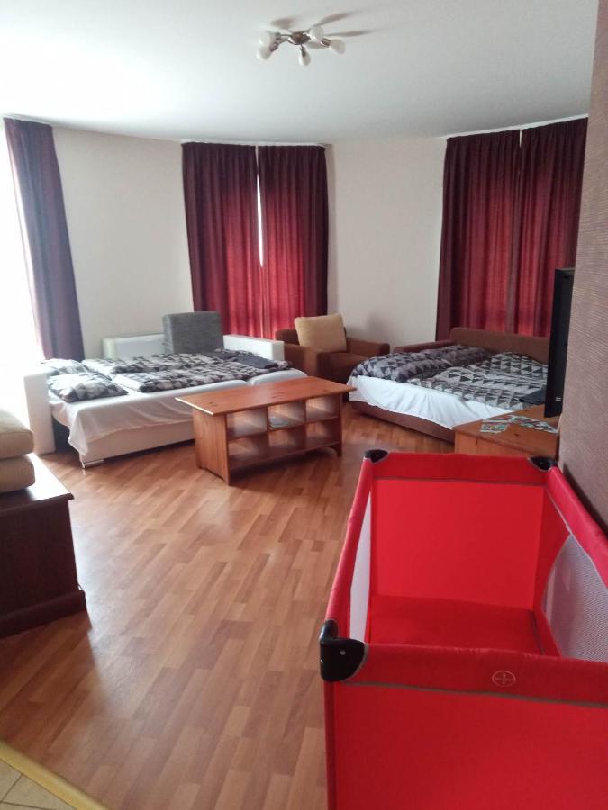 Oázis Wellness Apartman Hajdúszoboszló Exterior foto