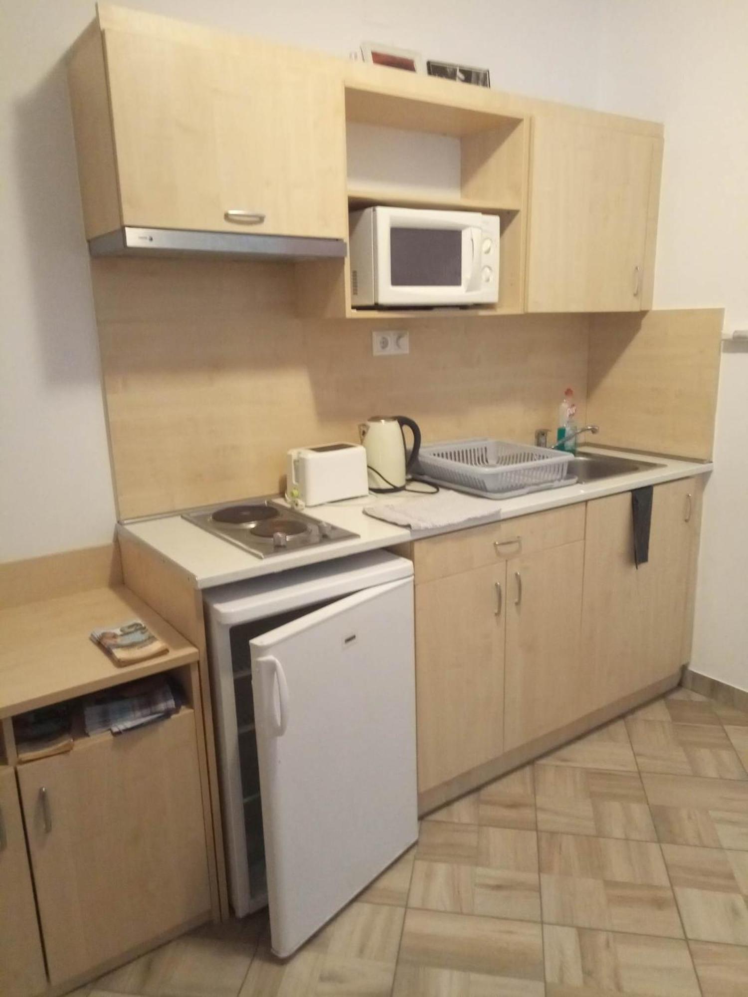 Oázis Wellness Apartman Hajdúszoboszló Zimmer foto