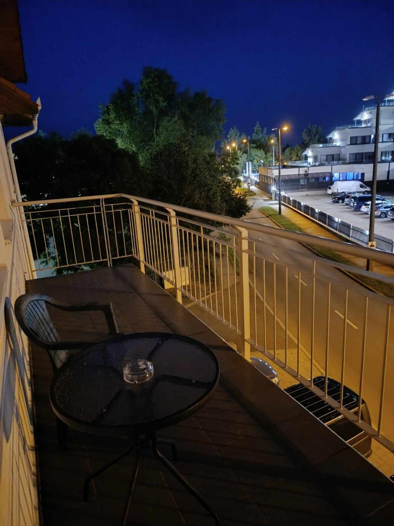 Oázis Wellness Apartman Hajdúszoboszló Zimmer foto